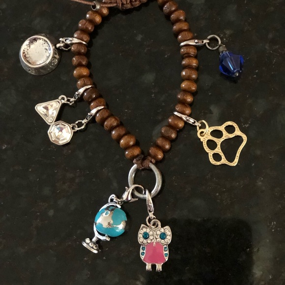 Charm bracelets - Picture 2 of 8